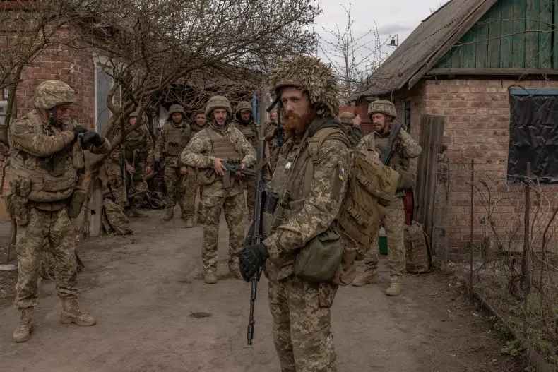 US Arms Ukraine With Weapons From Top Russian Ally