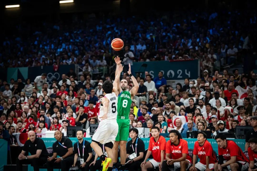 The "three big balls" will meet in Paris, why can Japan?