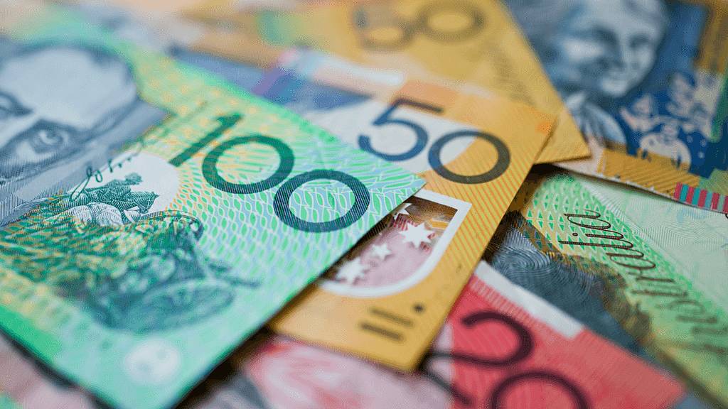 Quick Check! Aussie Woman Who Inadvertently Purchased Insurance Gets Refund of Over $110,000